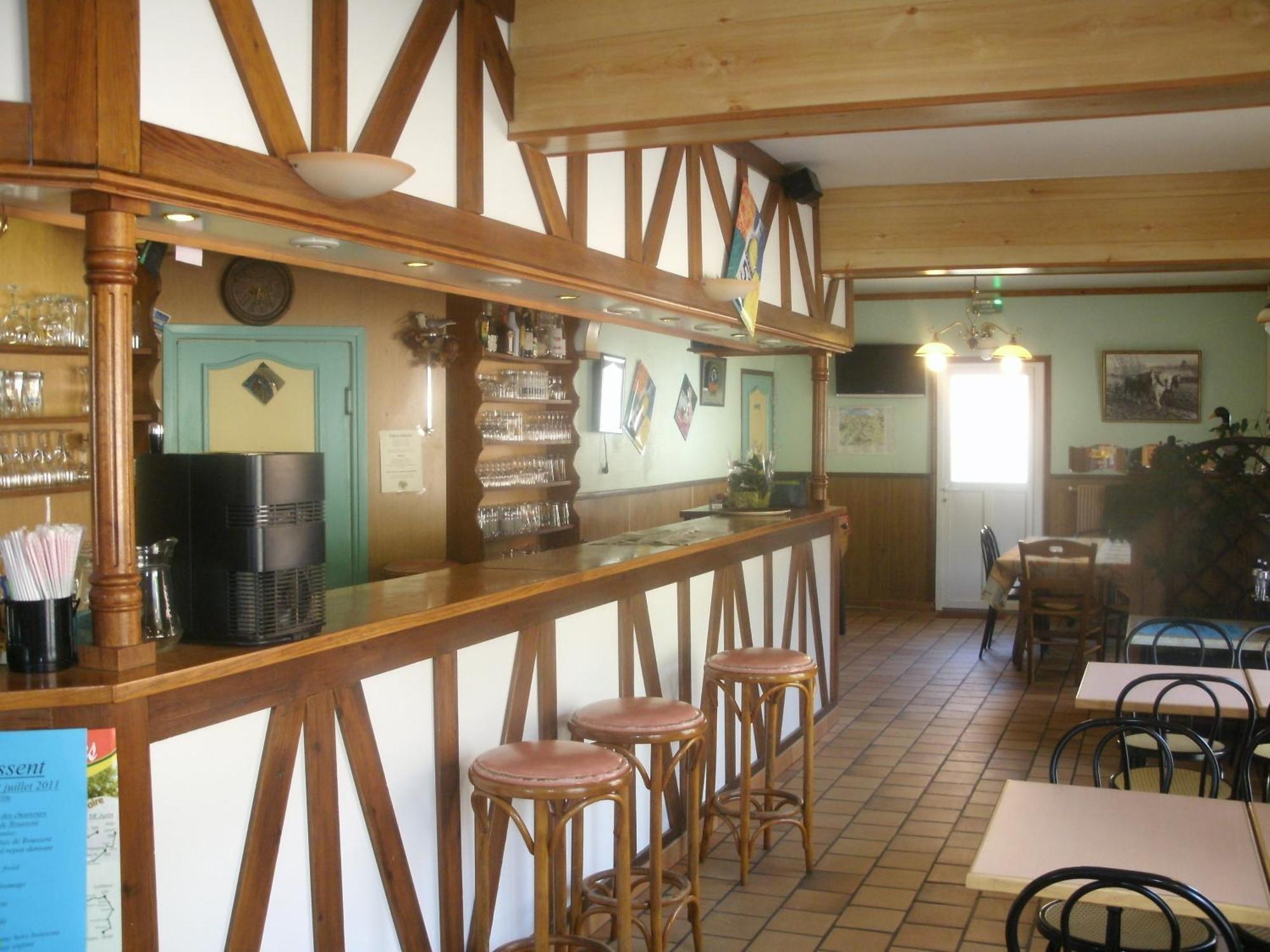 Des Etangs Hotel Roussent